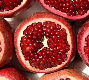 fruits_3940021_1920_480x270.jpg Гранат "Грецька Любов"  дворічні, пізній сорт